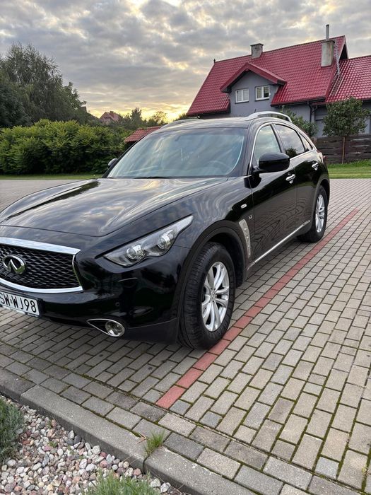 Infiniti QX70