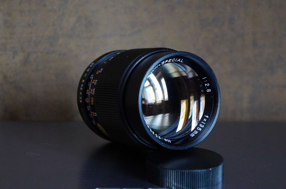 Об'єктив REVUENON-SPECIAL 135mm f2.8 байонет M42