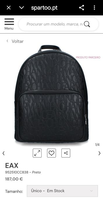 Mochila Armani Exchange preta,  logotipo relevo