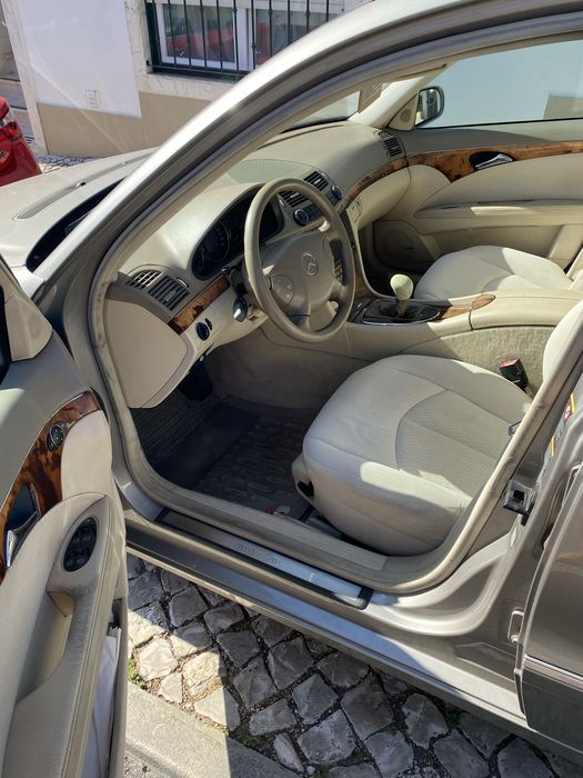 Mercedes w211 E220 (2004)Import