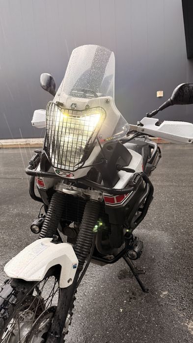 Yamaha Tenere XT 660z.         (SÓ ESTE F. DE SEMANA, 4550)