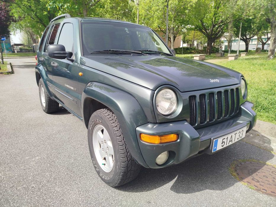 Jeep Cherokee Limited KJ 2.5 Diesel