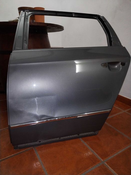 Porta lateral esquerda de Passat Variant 2007