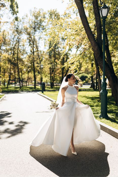 Продам свадебное платье