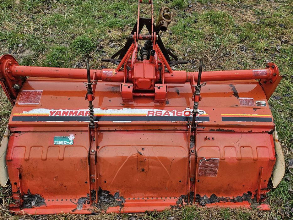 Glebogryzarka ciągnikowa