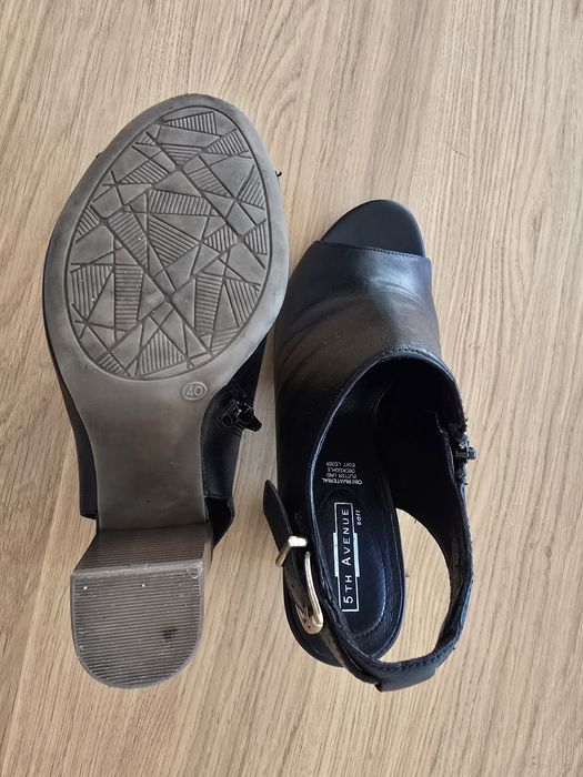 Buty damskie, sandały skórzane