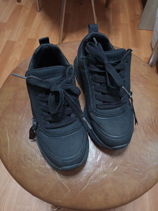Снікерси кросівки дитяче взуття skechers 30 розмір
