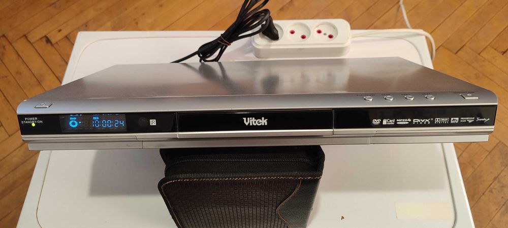 DVD плеер VITEK VT-4017SR б/у,цена с olx доставкой