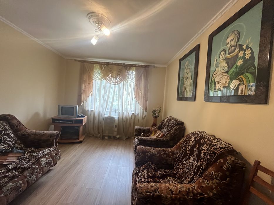 Будинок 17 км від міста Сокаль