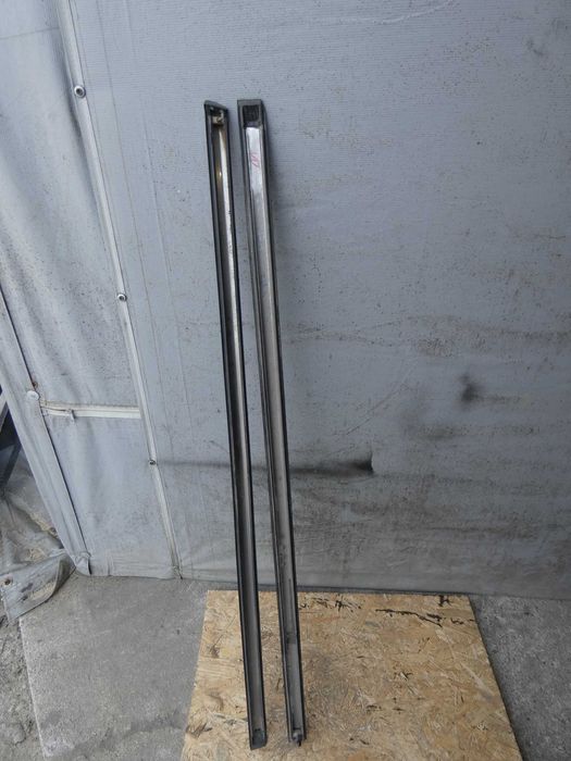 Bmw e30 2d coupe listwa boczna drzwi lewa prawa