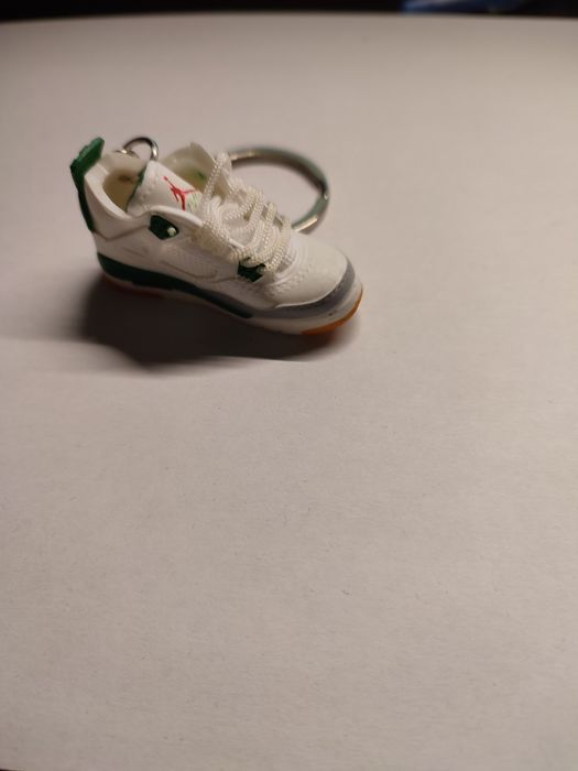 Brelok Air Jordan 4 Pine Green
