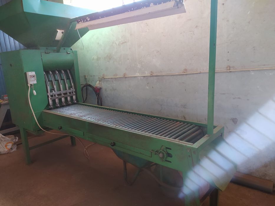 Máquina de passar rolhas de 21 a 26