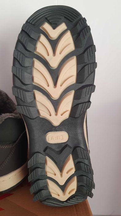 Buty nowe męskie zimowe szare rozmiar 43