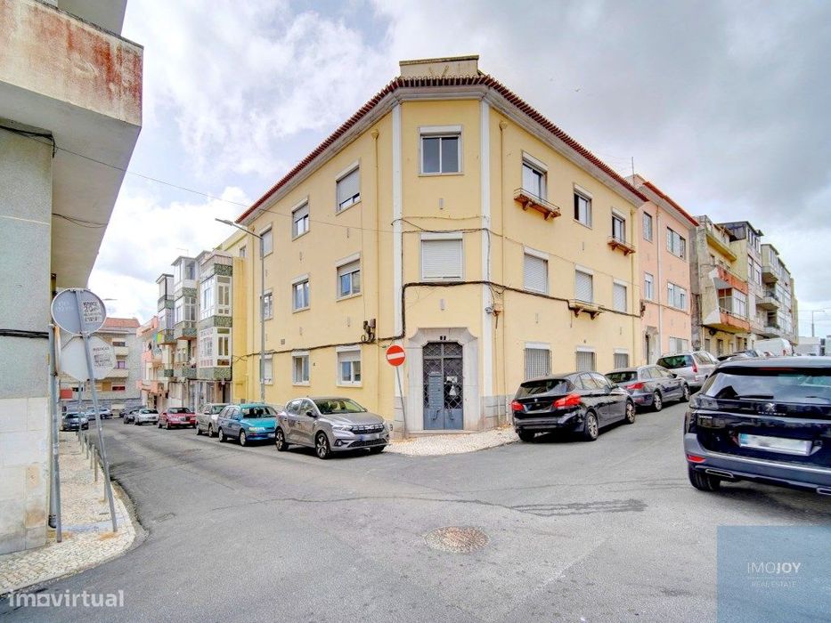 Apartamento T3 em Queluz — Queluz E Belas, Lisboa