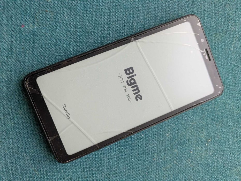 Bigme Hibreak S smartfon e-ink Kaleido 3 Android