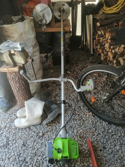 Vendo Máquina ceifeira