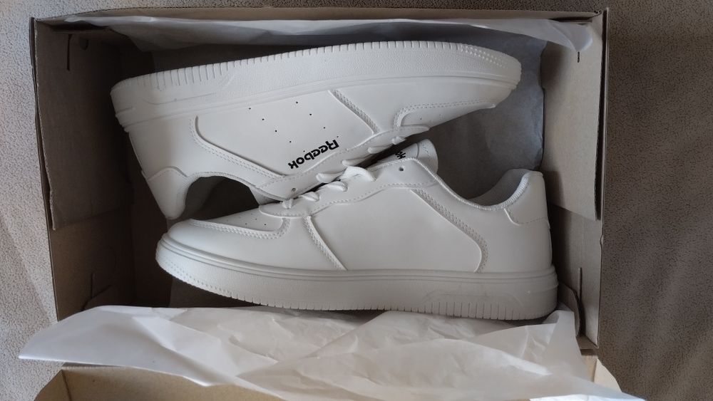 Белые кеды кроссовки Reebok