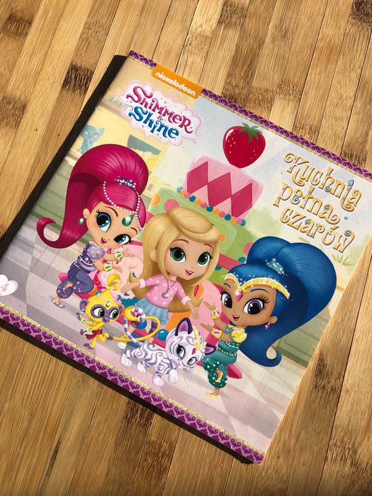 Książeczki z serii "Shimmer i Shine"