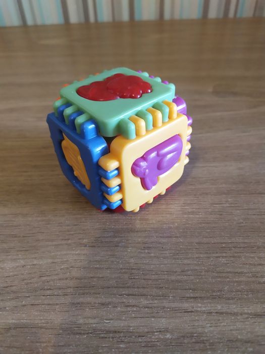 Детские игрушки .