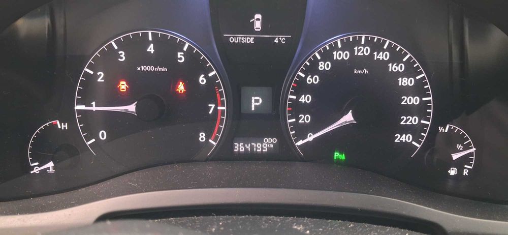 Автомобіль LEXUS RX350