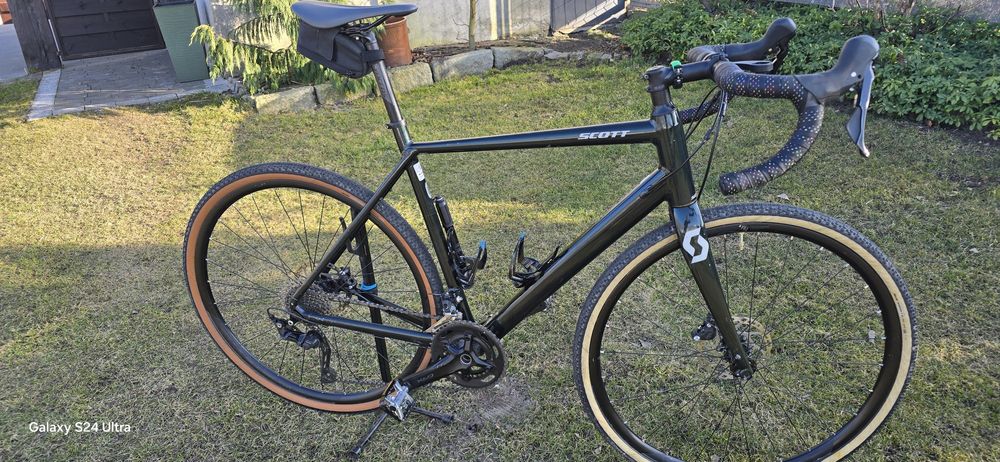 Sprzedam  rower  gravel