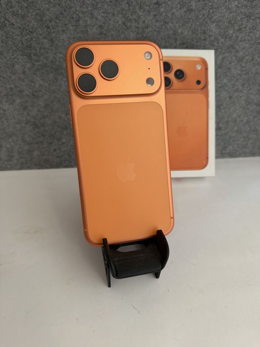 Troco/Vendo Iphone 17 Pro Max 512GB Cosmic Orange