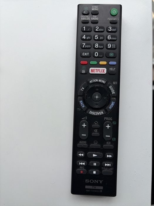 Sony 49” 4K – funcional com risco vertical no ecrã (ver fotos)
