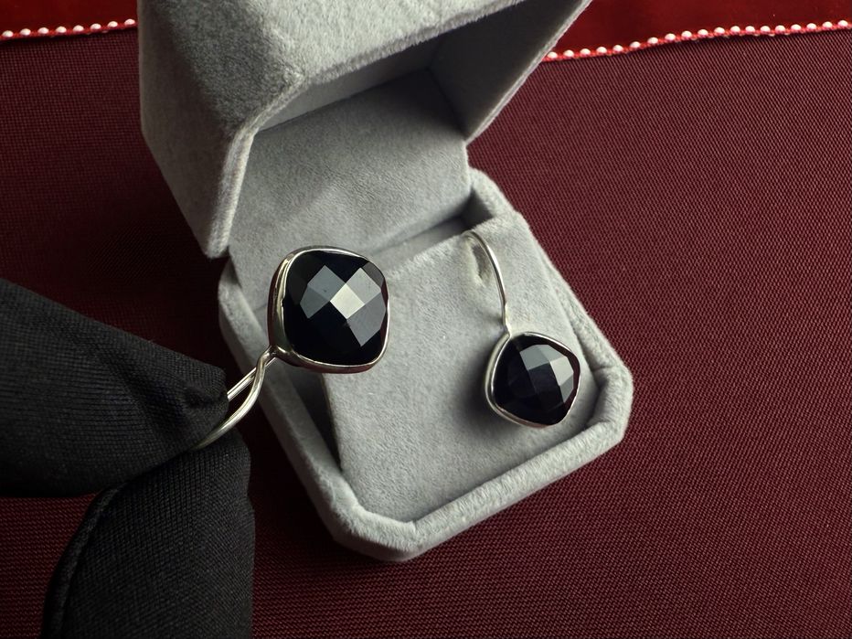 Срібні сережки 925-ї проби з натуральними оніксами