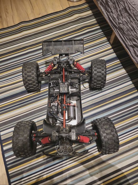 Arrma outcast 8s 1/5 rc warto przeczytac opis plus pakiety 9000mha