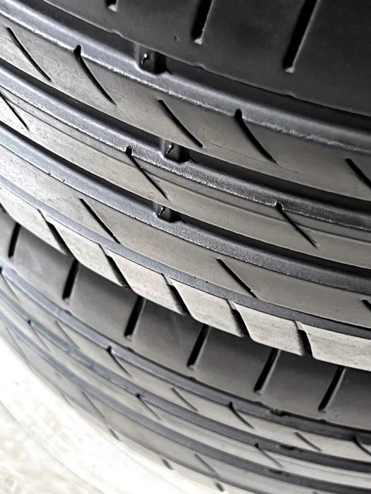 Pneus Kumho Ecsta PS71 - 225/35/19 - Como NOVOS