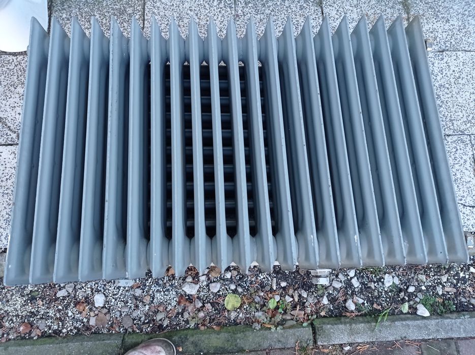 Grzejniki żeberkowe stalowe 2sztuki