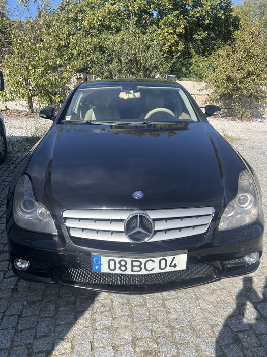 Mercedes-Benz 320