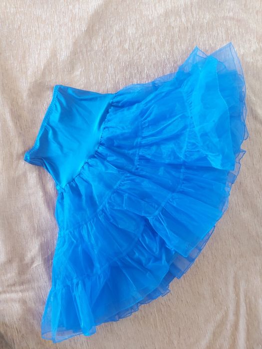 Подьюбник підюпник пишний, фатін