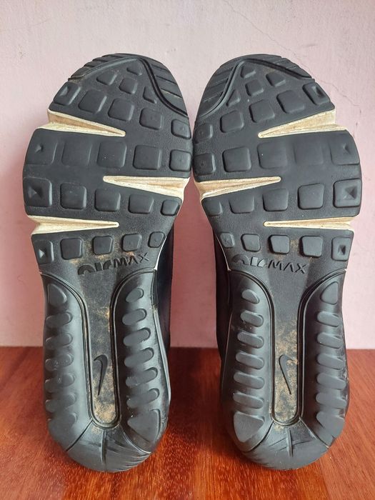 Кроссовки фірми nike air max 2090 оригінал 

Розмір по бірці: EUR 42