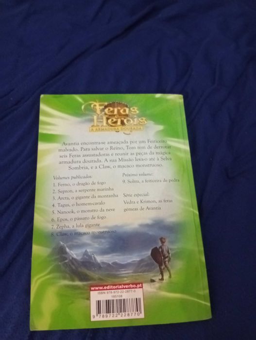 Livros da coleção “Feras e Heróis”