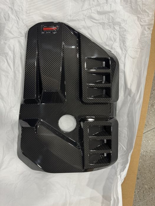 Карбоновая крышка двигателя Bmw g80 G82 m3 m4  s58