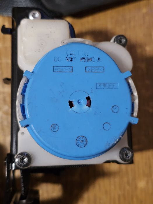 Сработавшие  ремни безопасности NISSAN ROGUE T32, X-TRAIL