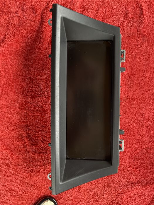 ЖК монитор на бмв х5 е70