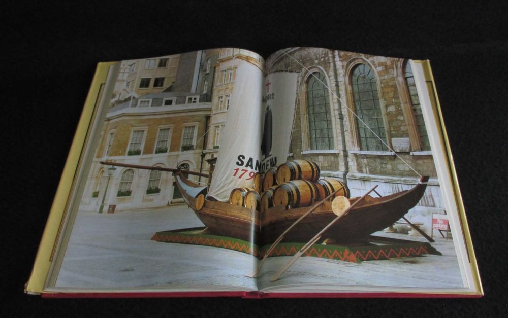 Livro Sandeman Two Hundred Years of Port and Sherry Ned Halley