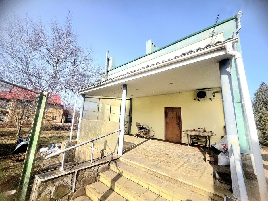 Продам добротный дом в Подгородном