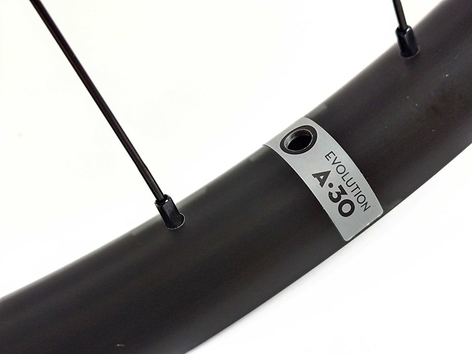 Koła Newmen A-30 Evolution 29'' 622x30, boost, Microspline, nowe (705)