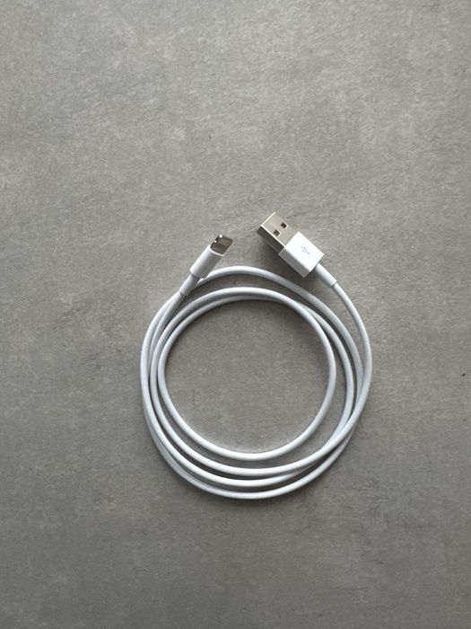 Apple USB to Lightning кабель (iPhone)