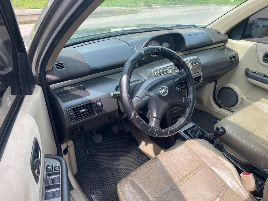 Nissan Xtrail 2,5 Дизель ( Ніссан Ікстрейл) 2004 рік Повний привід 4Х4 Гарне авто