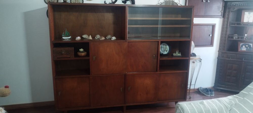 Móvel expositor antigo