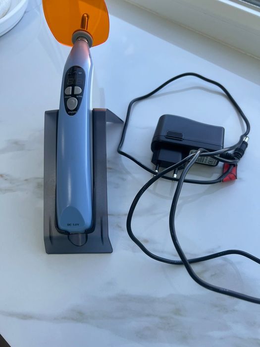 Фотополімерна лампа