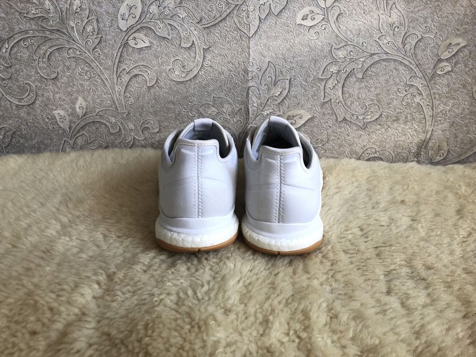 Як нові! Кросівки Adidas для волейболу, тенісу, зал 41 40,5 40 26 25,5