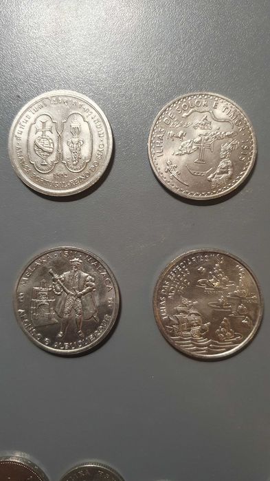 Moedas antigas de vários países (I)