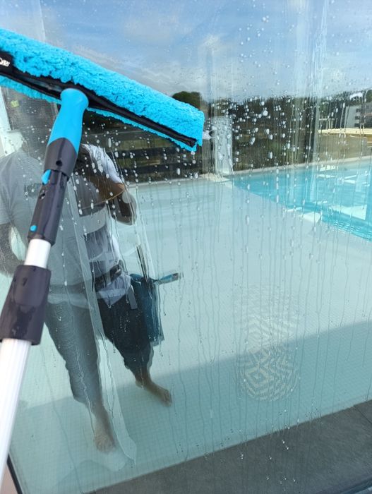 Limpeza de Vidros, Sofás e Colchões – Algarve