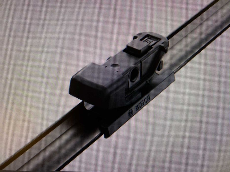 Щітка склоочисника комплект TOYOTA AVENSIS T27. BOSCH 3397007538