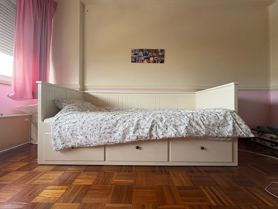 Cama Hemnes da IKEA em muito bom estado